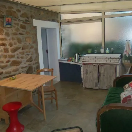 Do Mi Si La Do Re Partage بيت للعطل Saint-Carreuc